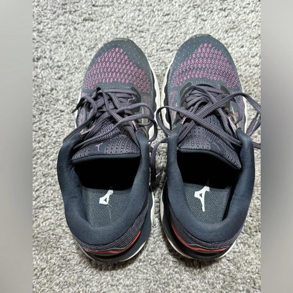 Mizuno Womens Wave Horizon 5 Running Shoe Size 8 - blue and purple color - Picture 3 of 8